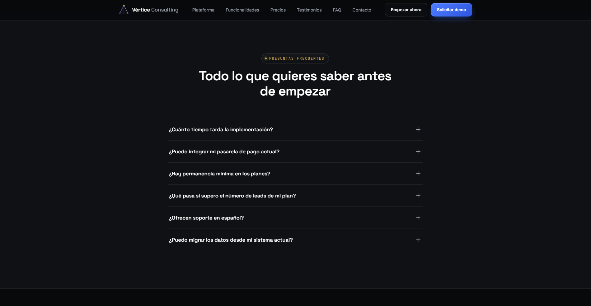 Panel analítico con la evolución de tráfico orgánico e inscripciones